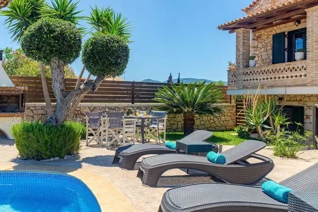 Villa, 4 Yatak Odası, Kişiye Özel Havuzlu