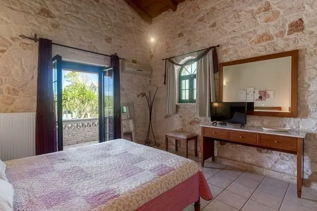 Villa, 4 Yatak Odası, Kişiye Özel Havuzlu
