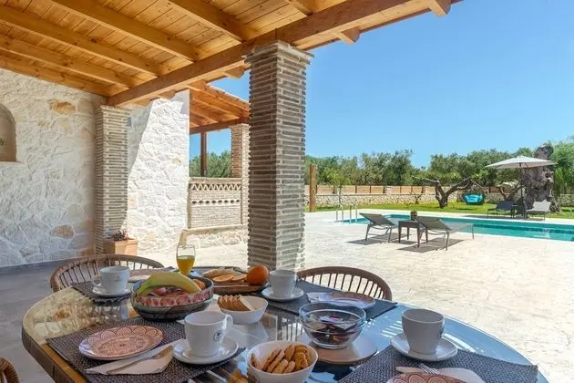 Superior Villa
