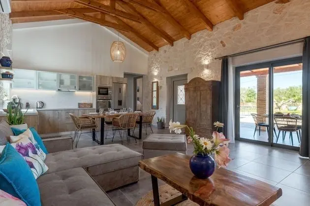 Superior Villa