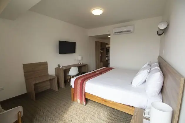 Standard Tek Büyük Yataklı Oda