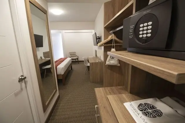 Standard Tek Büyük Yataklı Oda