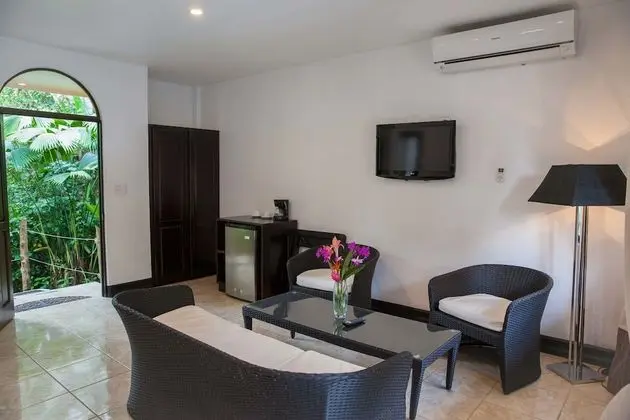 Premium Quadruple Room