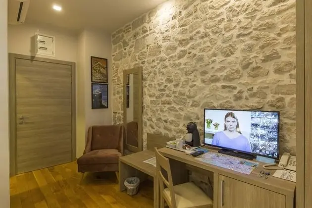 Tek Büyük veya İki Ayrı Yataklı Oda