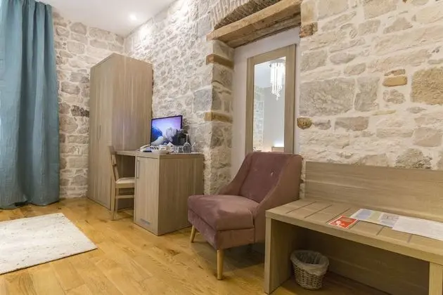 Tek Büyük veya İki Ayrı Yataklı Oda