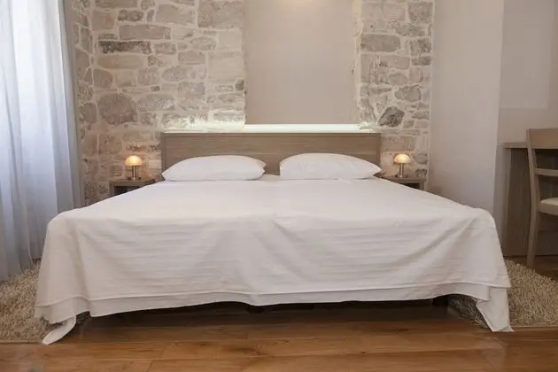 Tek Büyük veya İki Ayrı Yataklı Oda