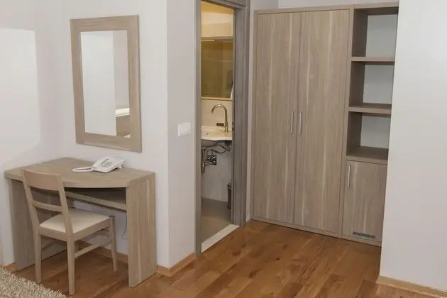 Tek Büyük veya İki Ayrı Yataklı Oda