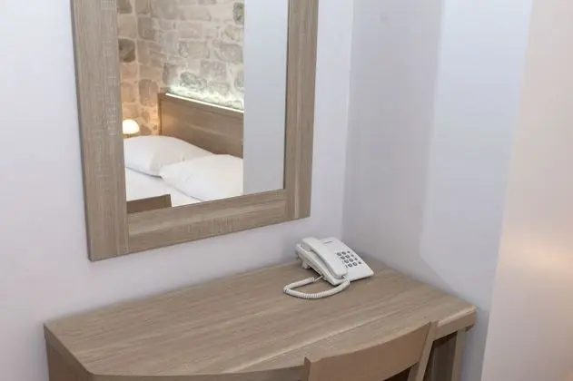 Tek Büyük veya İki Ayrı Yataklı Oda