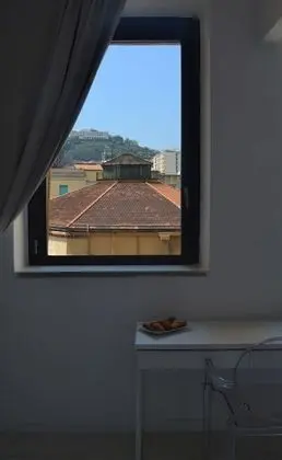 Elite Tek Büyük Yataklı Oda