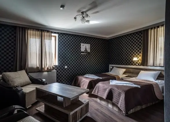 Standard Tek Büyük veya İki Ayrı Yataklı Oda