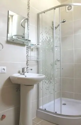Premium Tek Büyük Yataklı Oda