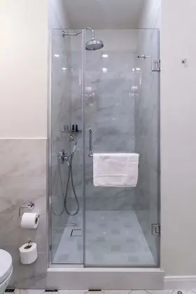Presidential Apart Daire, 1 En Büyük (King) Boy Yatak ve Çekyat, Şehir Manzaralı