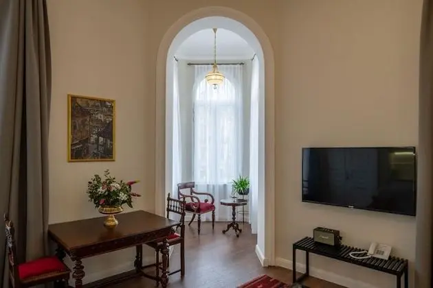 Royal Apart Daire, 1 En Büyük (King) Boy Yatak ve Çekyat, Şehir Manzaralı