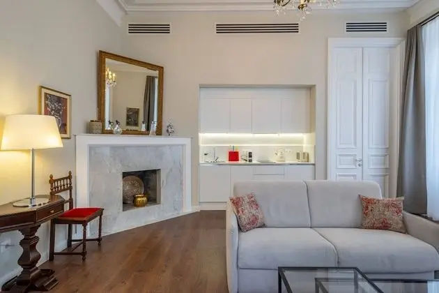 Royal Apart Daire, 1 En Büyük (King) Boy Yatak ve Çekyat, Şehir Manzaralı
