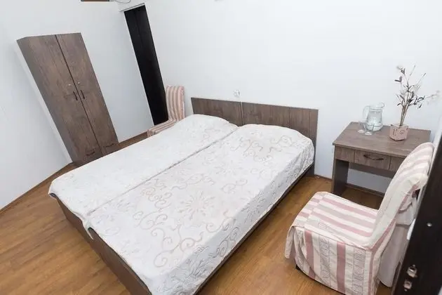 Economy İki Ayrı Yataklı Oda, Köşe