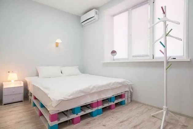 Basic Tek Büyük Yataklı Oda