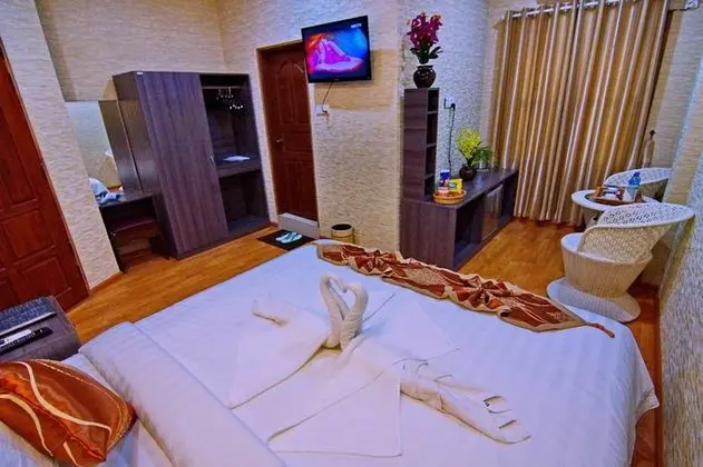 Deluxe Tek Büyük Yataklı Oda