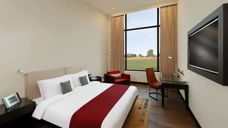 Luxury Stüdyo Süit, 1 Büyük (Queen) Boy Yatak, Havuz Manzaralı