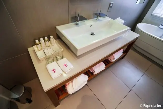 Süit (Georgian Suite)