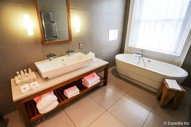 Süit (Georgian Suite)