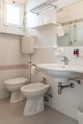 Dört Kişilik Oda, Birden Çok Yatak, Sigara İçilmez, Balkon