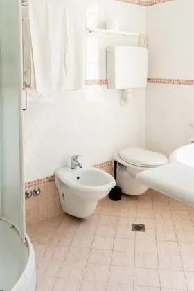 Üç Kişilik Oda, Birden Çok Yatak, Sigara İçilmez, Balkon