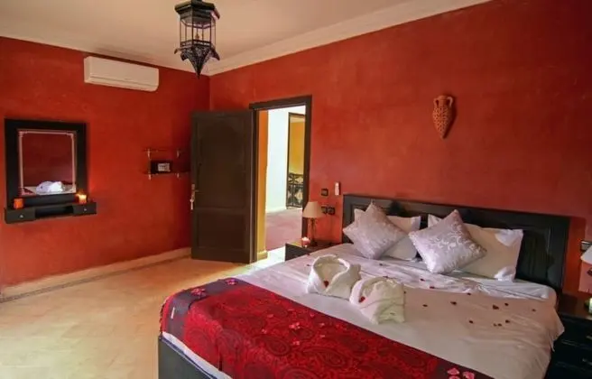 Deluxe Tek Büyük Yataklı Oda, 1 Büyük (Queen) Boy Yatak