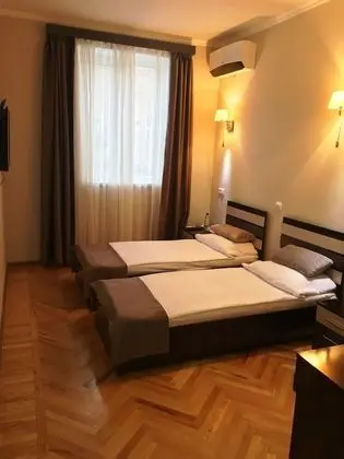 Standard Tek Büyük veya İki Ayrı Yataklı Oda