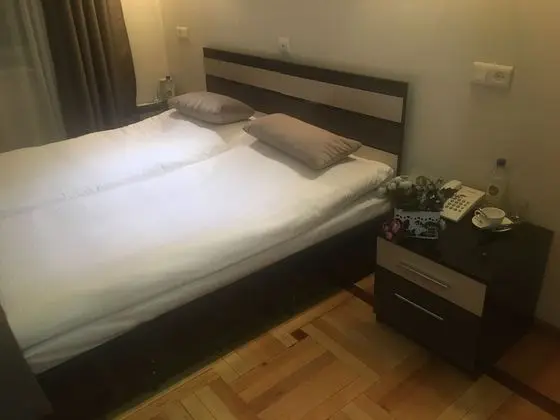 Standard Tek Büyük veya İki Ayrı Yataklı Oda