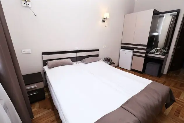 Standard Tek Büyük veya İki Ayrı Yataklı Oda