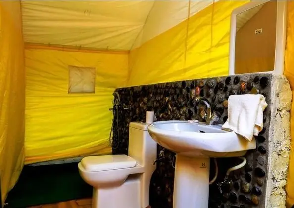 Deluxe camp