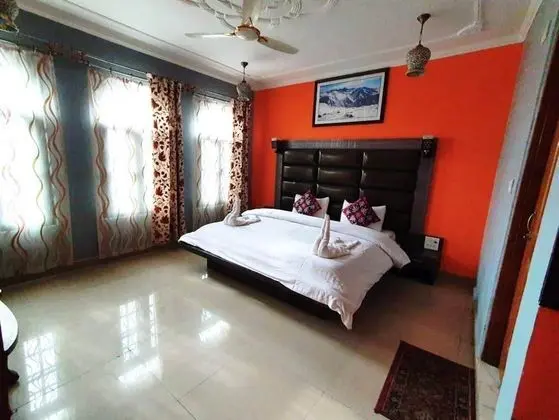 Deluxe Tek Büyük Yataklı Oda, 1 Yatak Odası