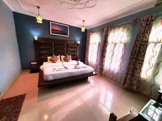 Deluxe Tek Büyük Yataklı Oda, 1 Yatak Odası
