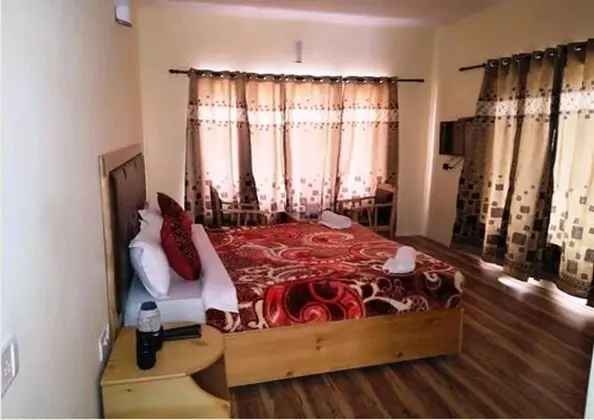 Deluxe Tek Büyük Yataklı Oda, 1 Çift Kişilik Yatak, Dağ Manzaralı