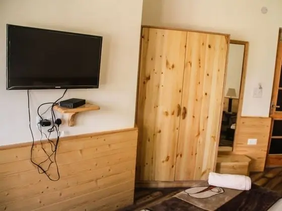 Deluxe Tek Büyük Yataklı Oda, Dağ Manzaralı