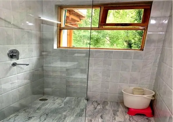 Premium Tek Büyük Yataklı Oda