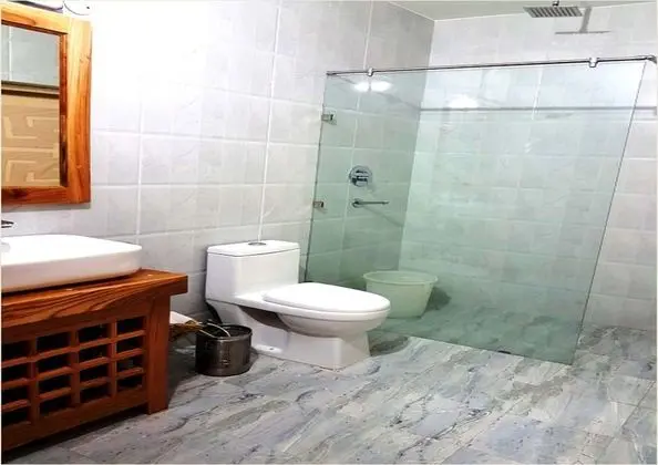 Premium Tek Büyük Yataklı Oda