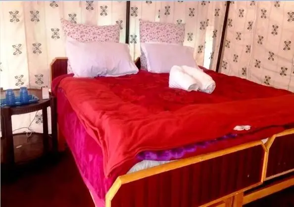 Deluxe Çadır, 1 Çift Kişilik Yatak