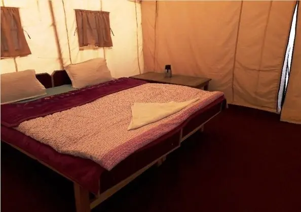 Deluxe Çadır, 1 Çift Kişilik Yatak