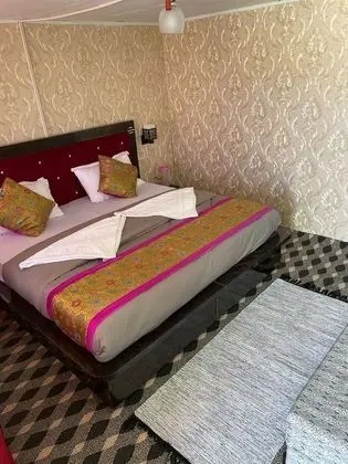Deluxe Kır Evi