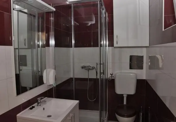 Apart Daire (Tiho - nice view - A1 prizemlje(5+1))