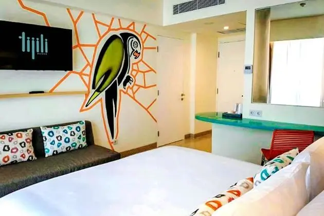 Deluxe Room with Free 2 Bottles Beer