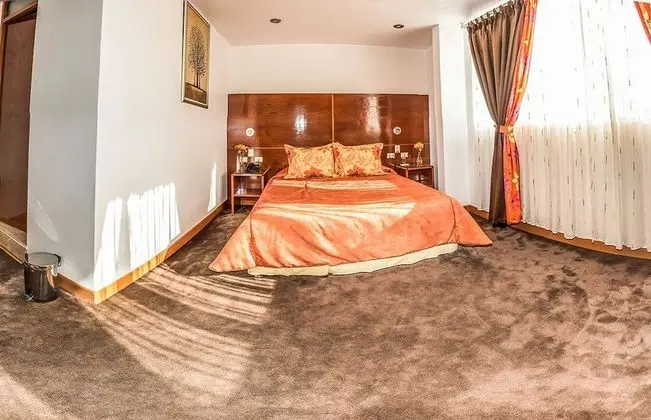 Tek Büyük Yataklı Oda, 1 Büyük (Queen) Boy Yatak