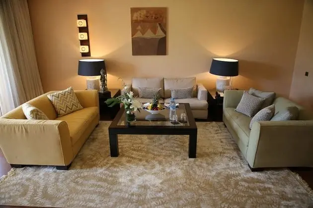 Süit, 1 En Büyük (King) Boy Yatak ve Çekyat (Prestige)