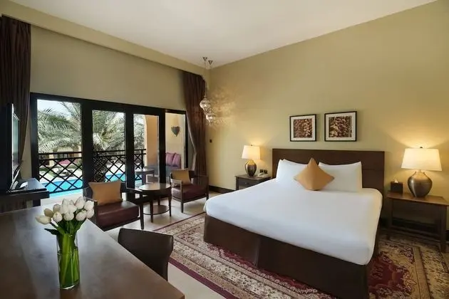 Al Sahab Queen room with balcony