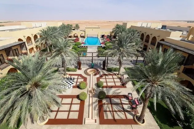 Al Sahab Queen room with balcony