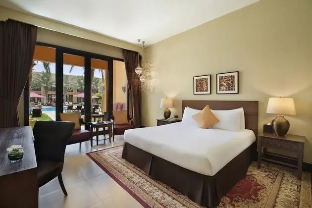 Oasis Queen Room with Pool View