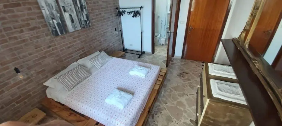 City Tek Büyük Yataklı Oda, 1 Büyük (Queen) Boy Yatak, Sigara İçilebilir, Özel Banyo