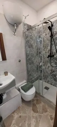 Üç Kişilik Oda, Özel Banyo (balcone)
