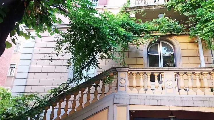 Comfort Tek Büyük veya İki Ayrı Yataklı Oda